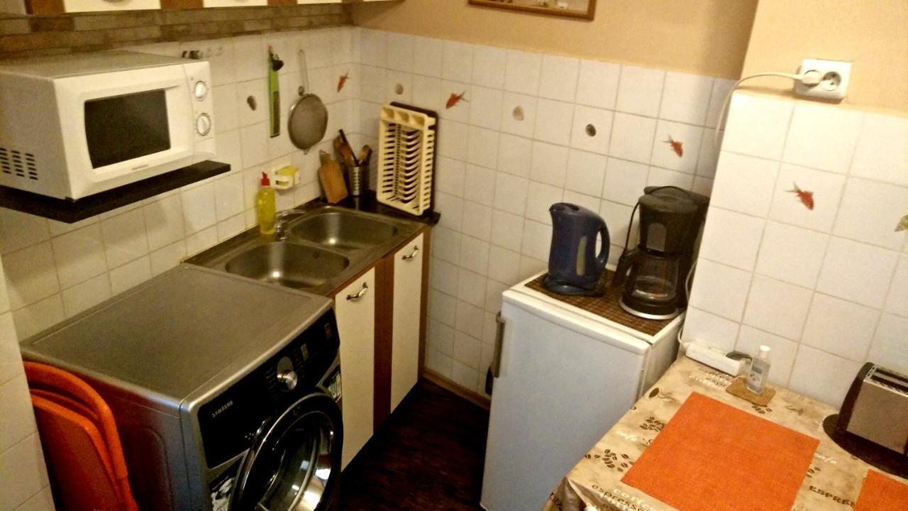 Studio Amzei Bukarest Kültér fotó